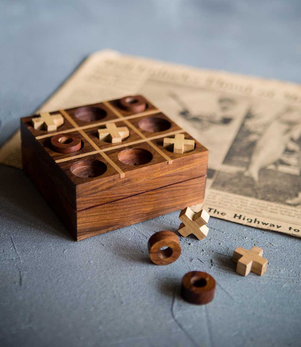 Tic Tac Toe Travel Game Set - Handcrafted Wood