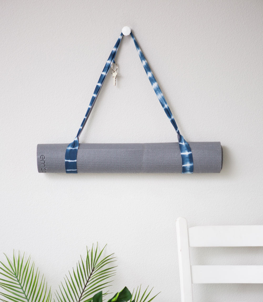 Shibori Tie Dye Yoga Mat Strap - Indigo. White
