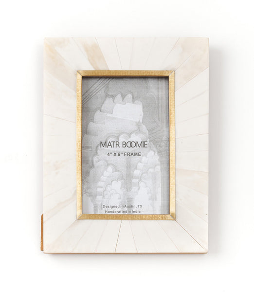 Sammita 4x6 Black & White Picture Frame - Hand Carved Marble – Matr Boomie  Wholesale