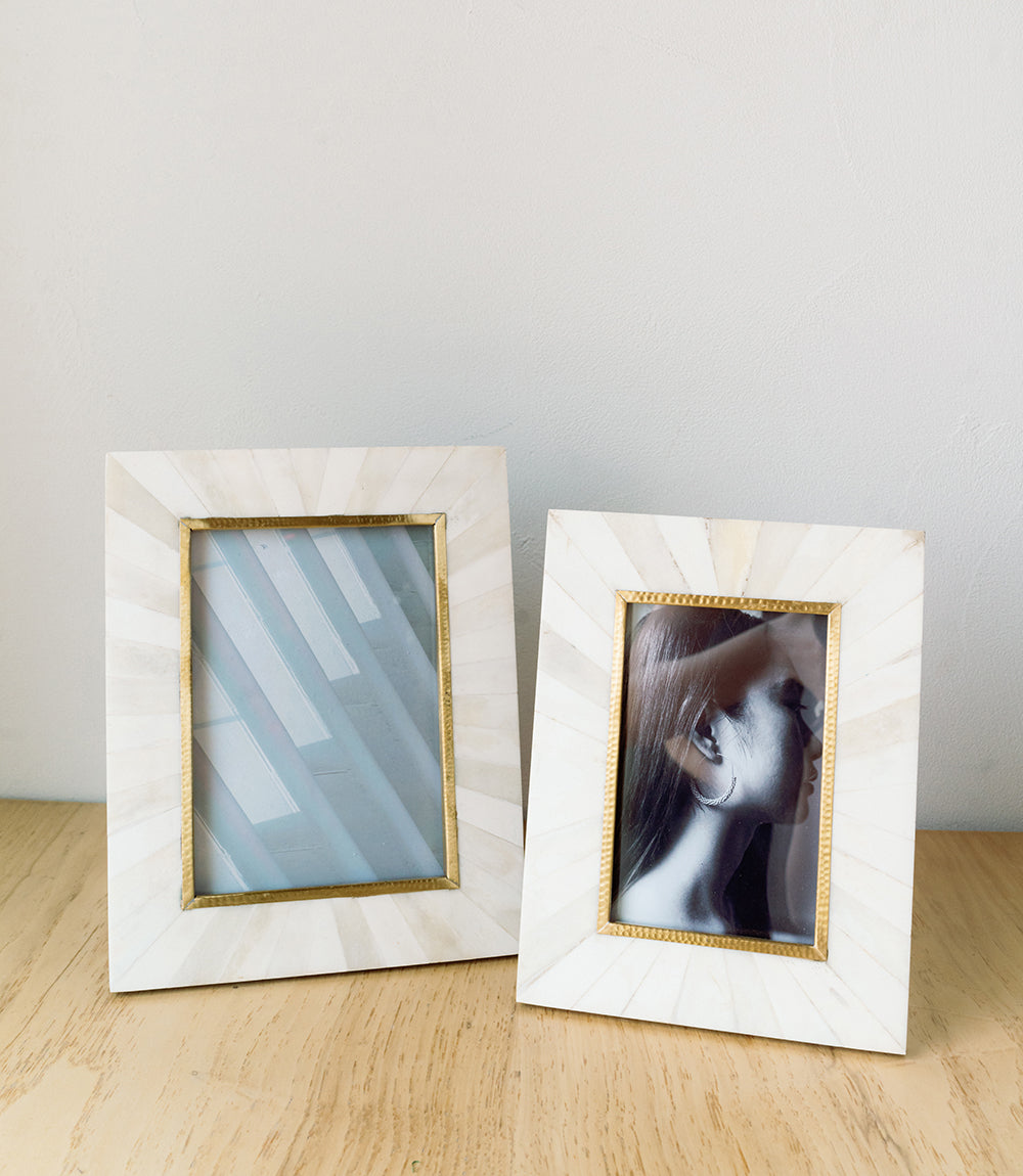 Mukhendu 5x7 Picture Frame - Bone, Brass Inlay