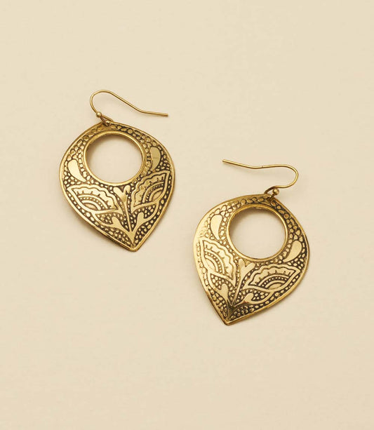 Yashi Embossed Statement Earring