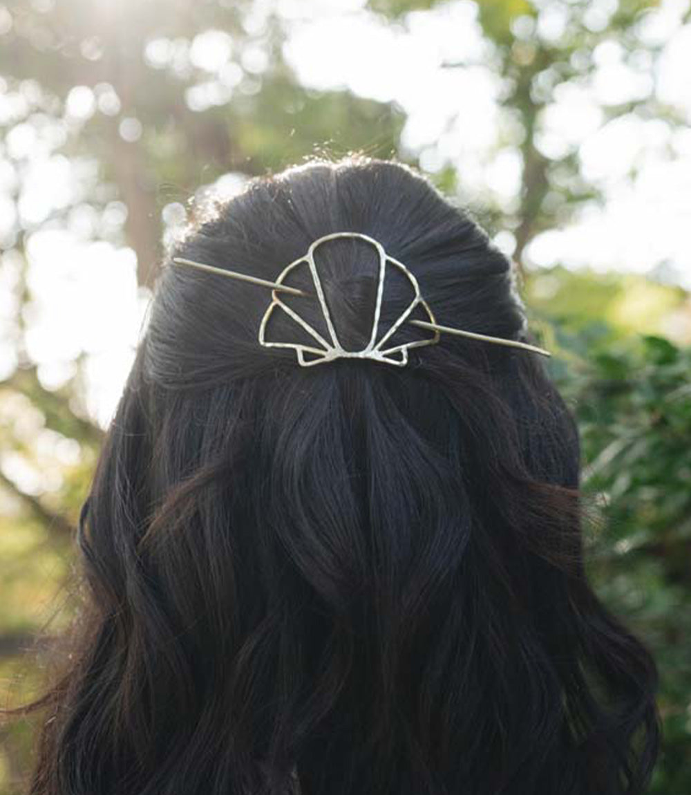 Arnava Shell Hair Pin - Slide With Stick