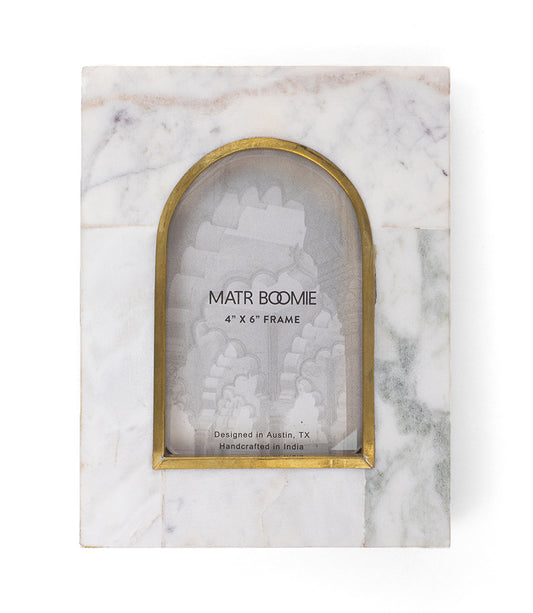 Sammita Arch 4x6 White Picture Frame - Carved Marble Brass Inlay